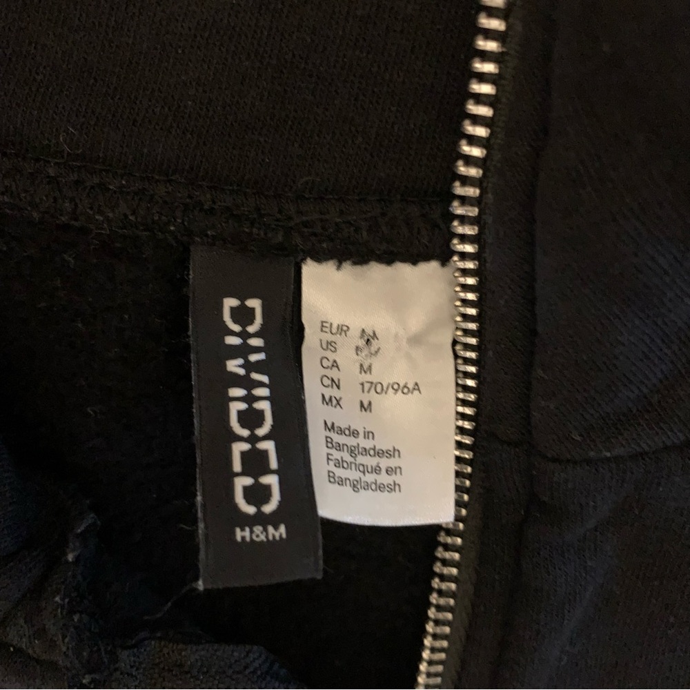H&M NASA Crop Zip Up Pullover - Picture 4 of 4